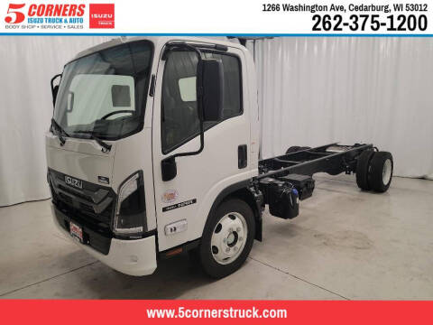 2025 Isuzu NRR for sale at 5 Corners Isuzu Truck & Auto in Cedarburg WI