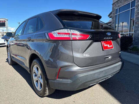 2022 Ford Edge SE