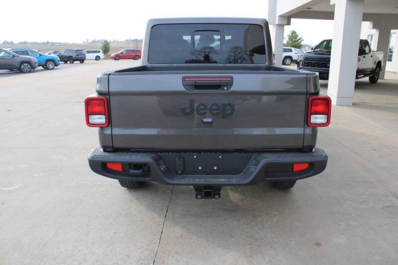 2026 Jeep Gladiator Sport S