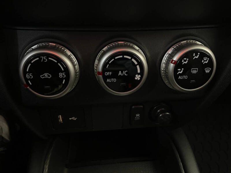 2024 Mitsubishi Outlander Sport ES