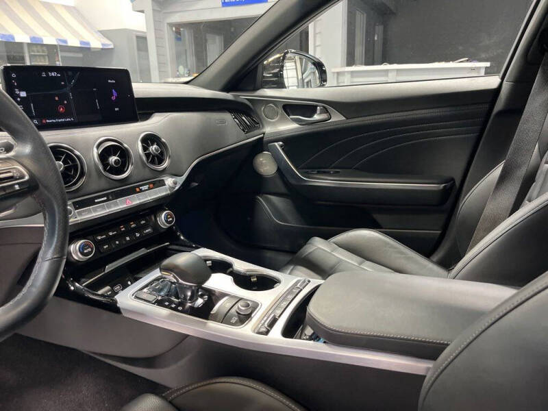 2022 Kia Stinger