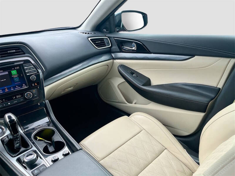 2023 Nissan Maxima 3.5 Platinum