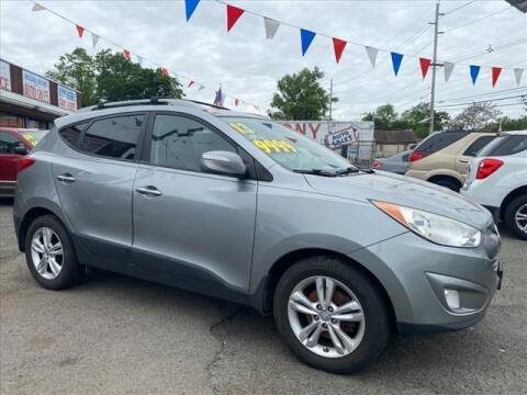 2013 Hyundai Tucson for sale at MICHAEL ANTHONY AUTO SALES in Plainfield NJ
