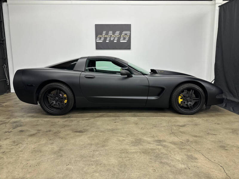 2004 Chevrolet Corvette