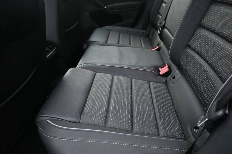 2019 Volkswagen Golf R 4Motion