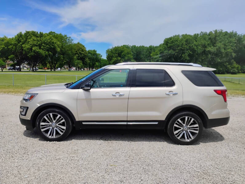 2017 Ford Explorer Platinum