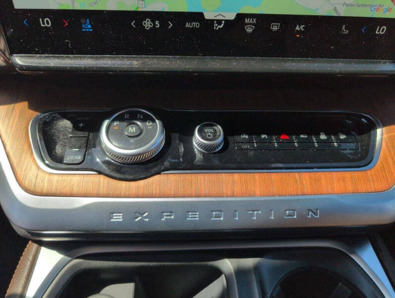2025 Ford Expedition King Ranch