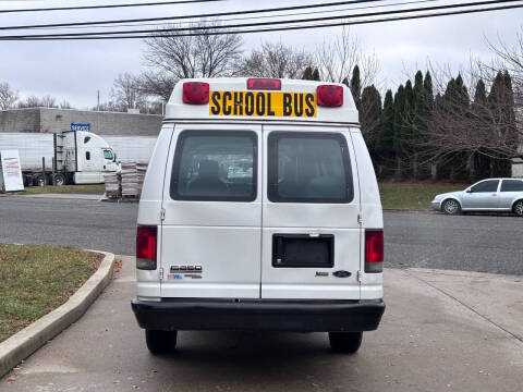 2011 Ford E-Series E-250