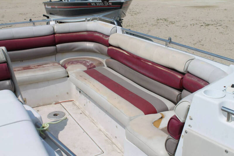 1996 Hurricane Deck Boat 246
