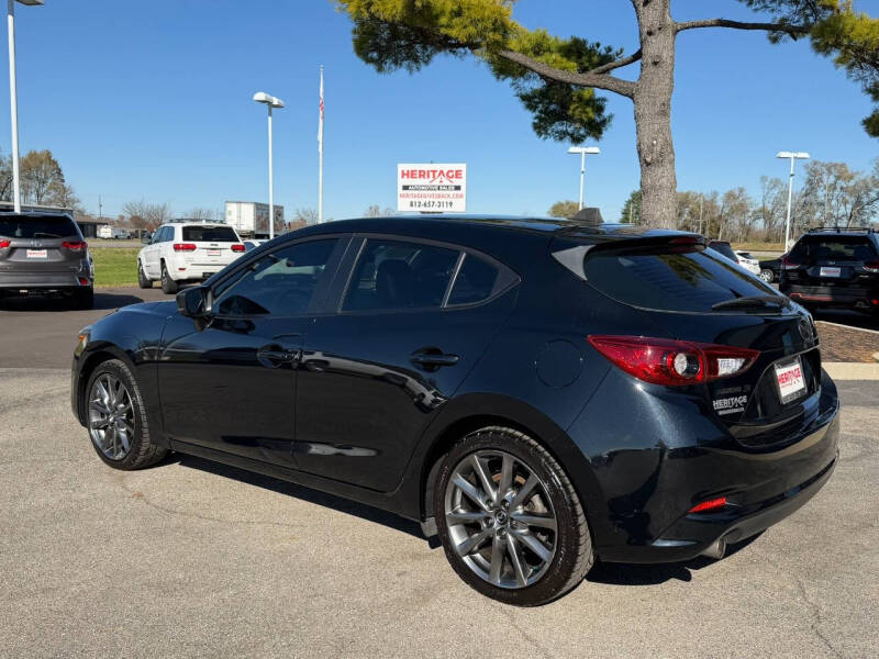 2018 Mazda MAZDA3 Touring