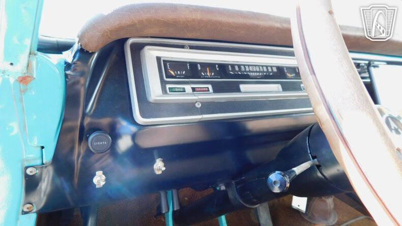 1969 Dodge D200 Pickup