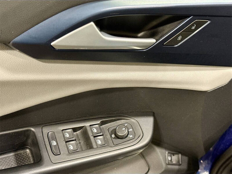 2022 Volkswagen Taos SE 4Motion