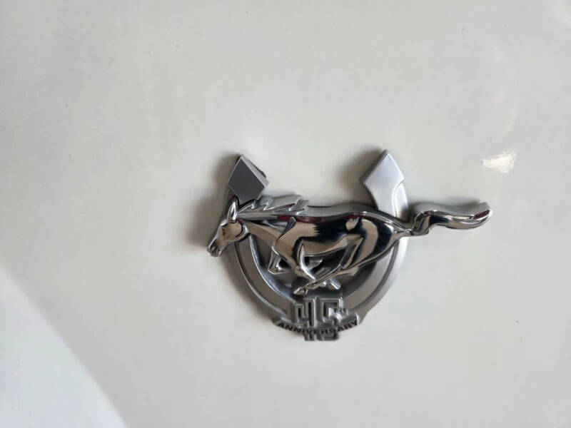 2009 Ford Mustang V6 Premium