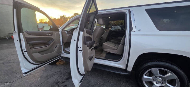 2016 Chevrolet Suburban LT