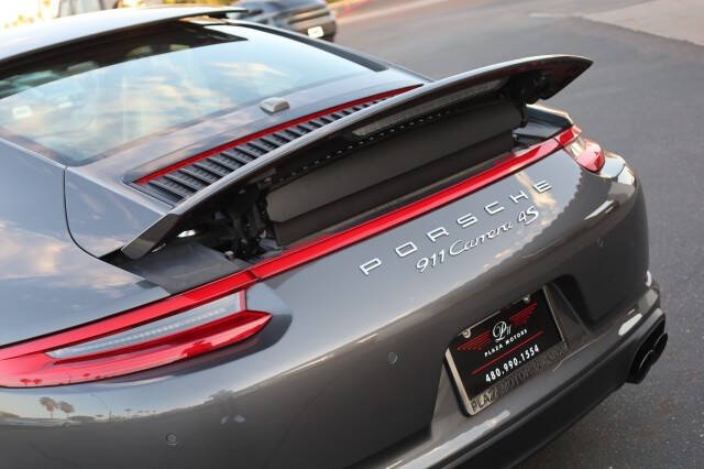 2017 Porsche 911 Carrera 4S