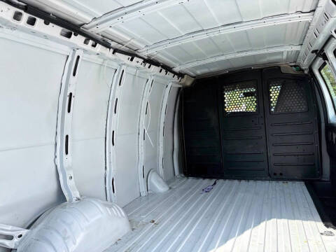 2020 Chevrolet Express 2500