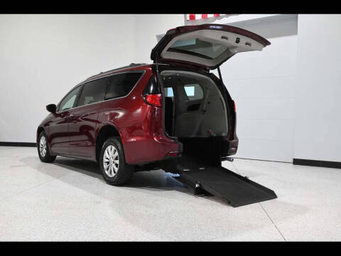 2018 Chrysler Pacifica Touring Plus