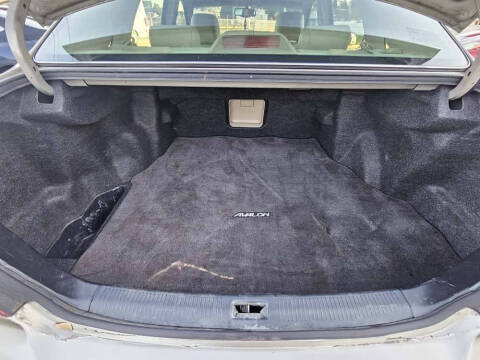 2000 Toyota Avalon XLS