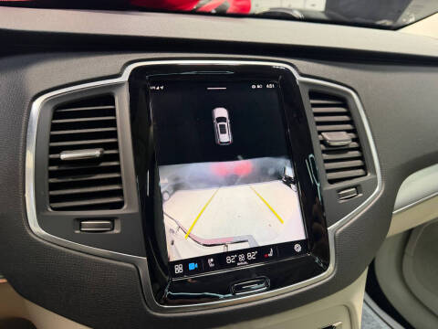 2024 Volvo XC90 B5 Core Bright Theme