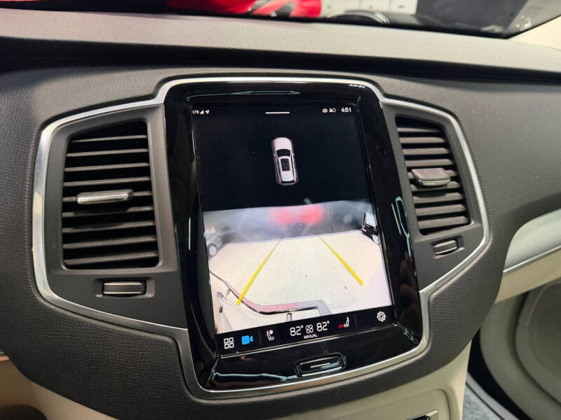 2024 Volvo XC90 B5 Core Bright Theme