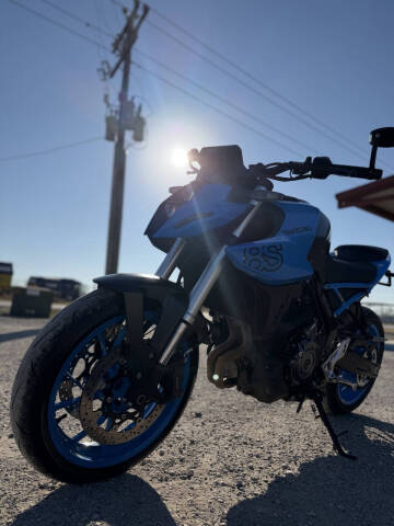 2023 Suzuki GSX-8S