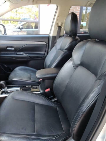 2020 Mitsubishi Outlander SEL