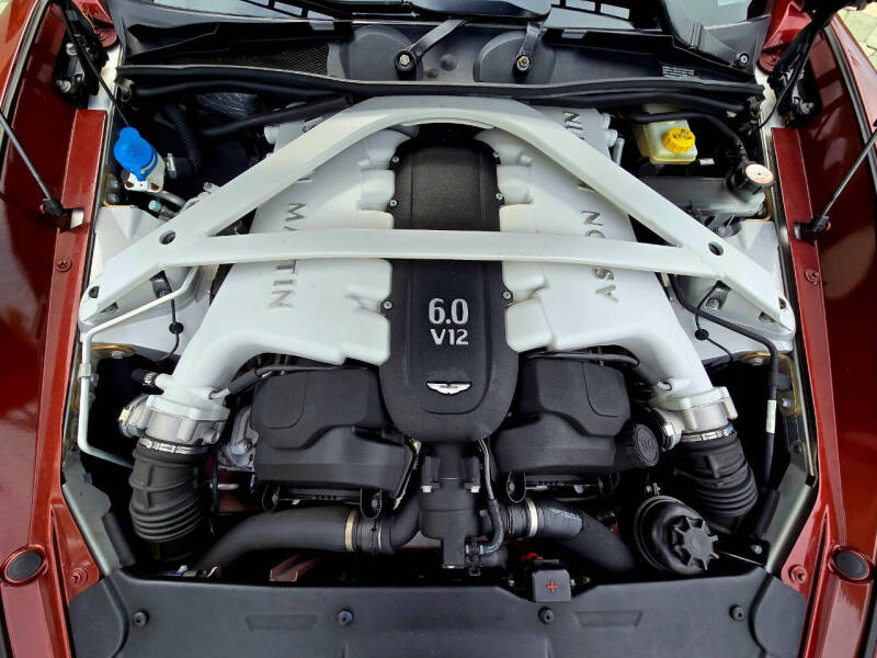 2014 Aston Martin Vanquish