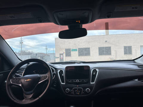 2017 Chevrolet Malibu LT