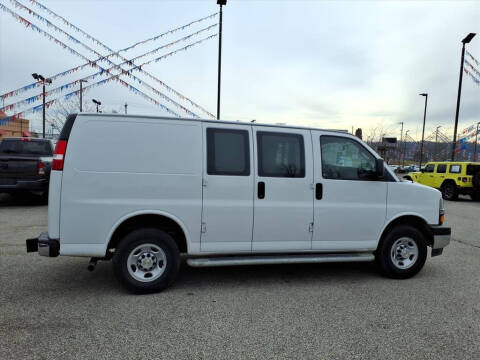 2024 Chevrolet Express 2500