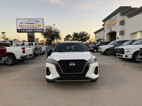 2022 Nissan Kicks SR