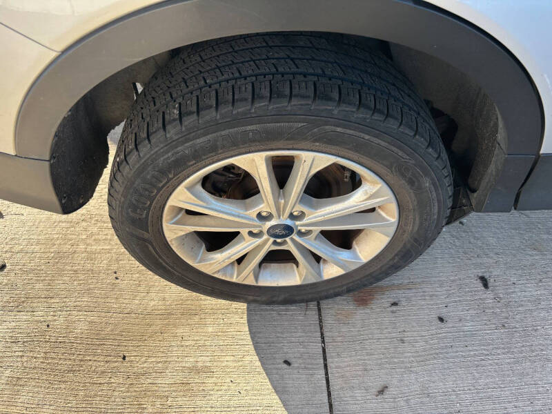 2019 Ford Escape SE