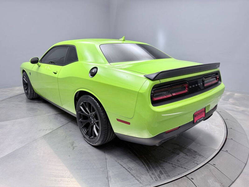 2015 Dodge Challenger SRT Hellcat