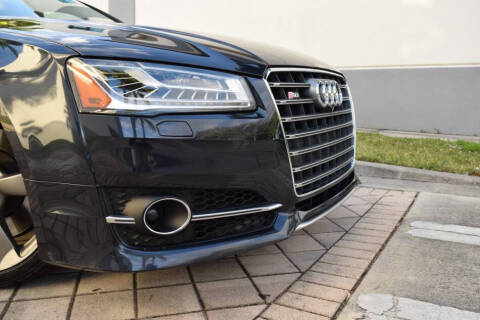 2015 Audi S8 4.0T quattro