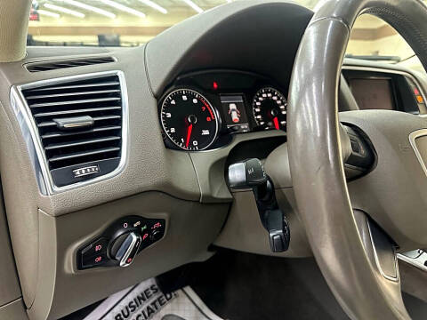 2015 Audi Q5 2.0T quattro Premium Plus