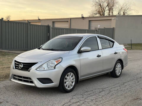 2016 Nissan Versa 1.6 SV