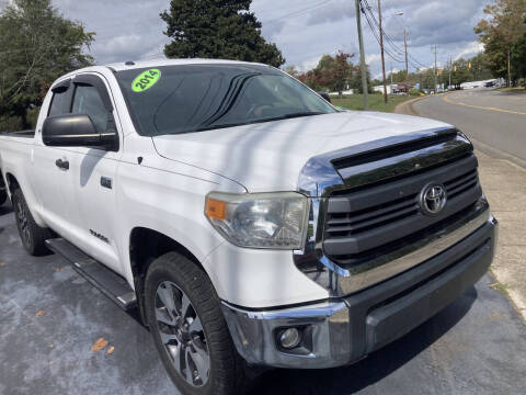 2014 Toyota Tundra SR5