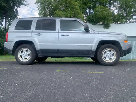 2014 Jeep Patriot for sale at SMART DOLLAR AUTO in Milwaukee WI