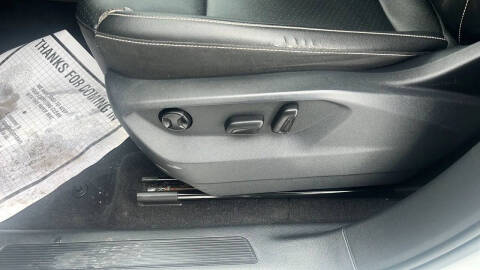 2020 Volkswagen Atlas Cross Sport SE 4Motion