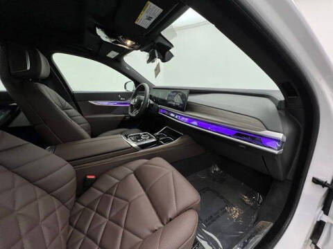 2025 BMW 7 Series 740i xDrive