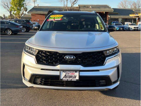 2021 Kia Sorento for sale at Armando Auto Sales in Fresno CA