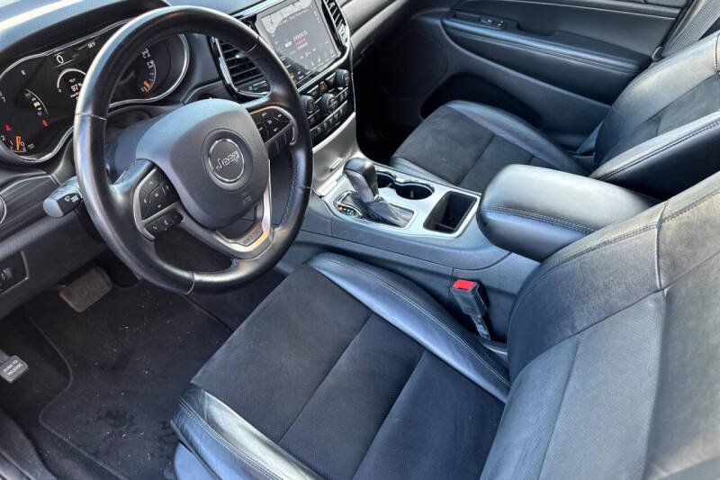 2020 Jeep Grand Cherokee