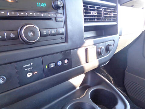 2017 Chevrolet Express LT 3500