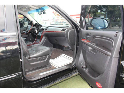 2012 Cadillac Escalade ESV Premium