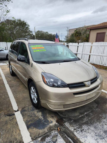 2004 Toyota Sienna