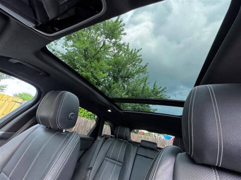 2018 Land Rover Range Rover Velar P250 R-Dynamic SE