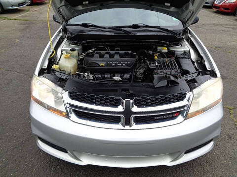 2012 Dodge Avenger SE