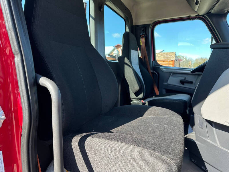 2019 Freightliner Cascadia