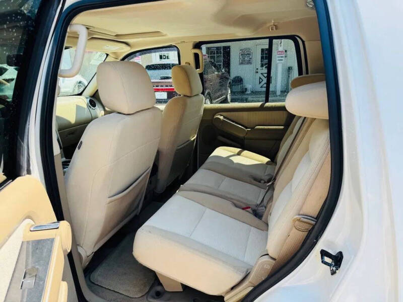 2008 Ford Explorer XLT