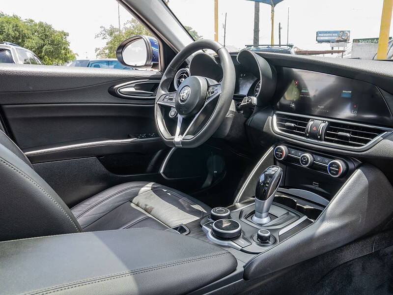 2018 Alfa Romeo Giulia