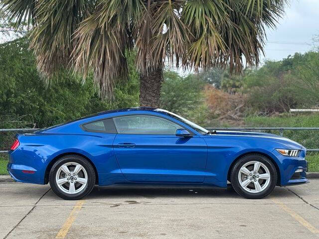 2017 Ford Mustang V6
